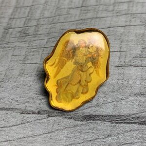 Vintage Guardian Angel Lapel Pin Gold Tone Religious Celestial Wings Resin 5285